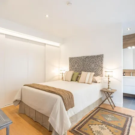 Chezmoihomes Plaza Nueva Luxury 아파트 *