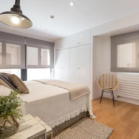 Chezmoihomes Plaza Nueva Luxury 公寓 *